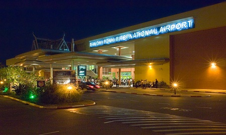 В международном аэропорту Пномпеня